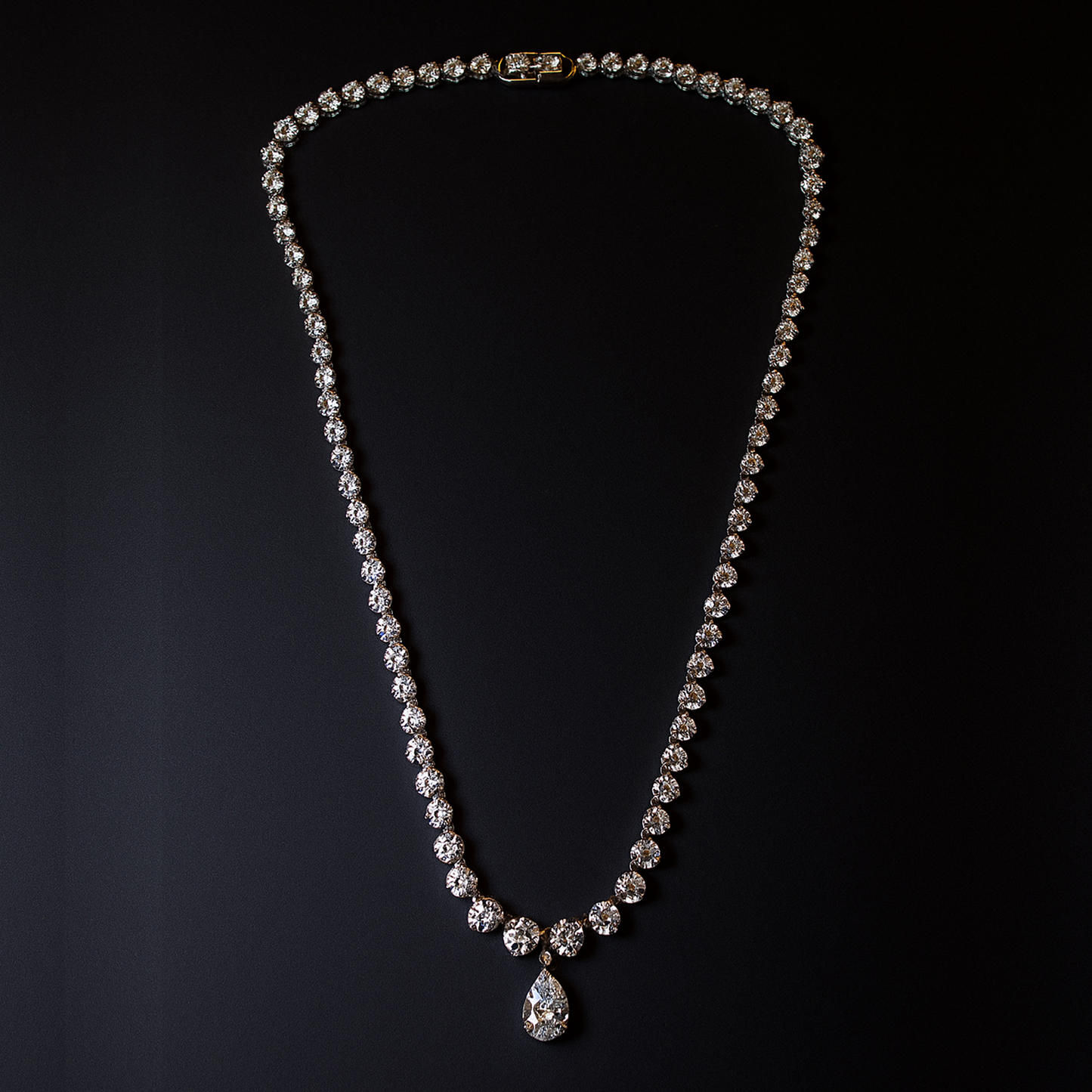 Colar Riviera Degradé com Gota