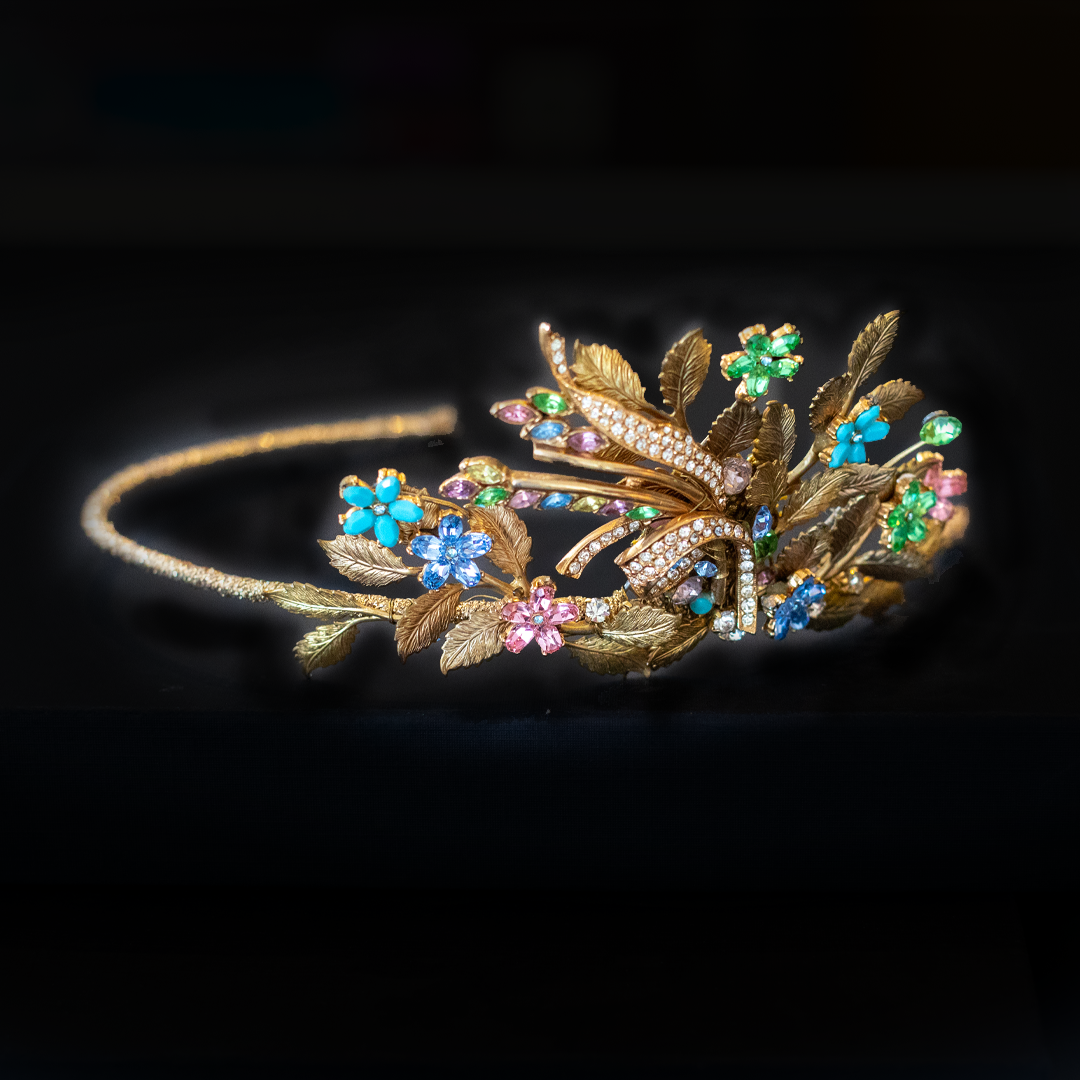 Tiara Lateral Jasmine