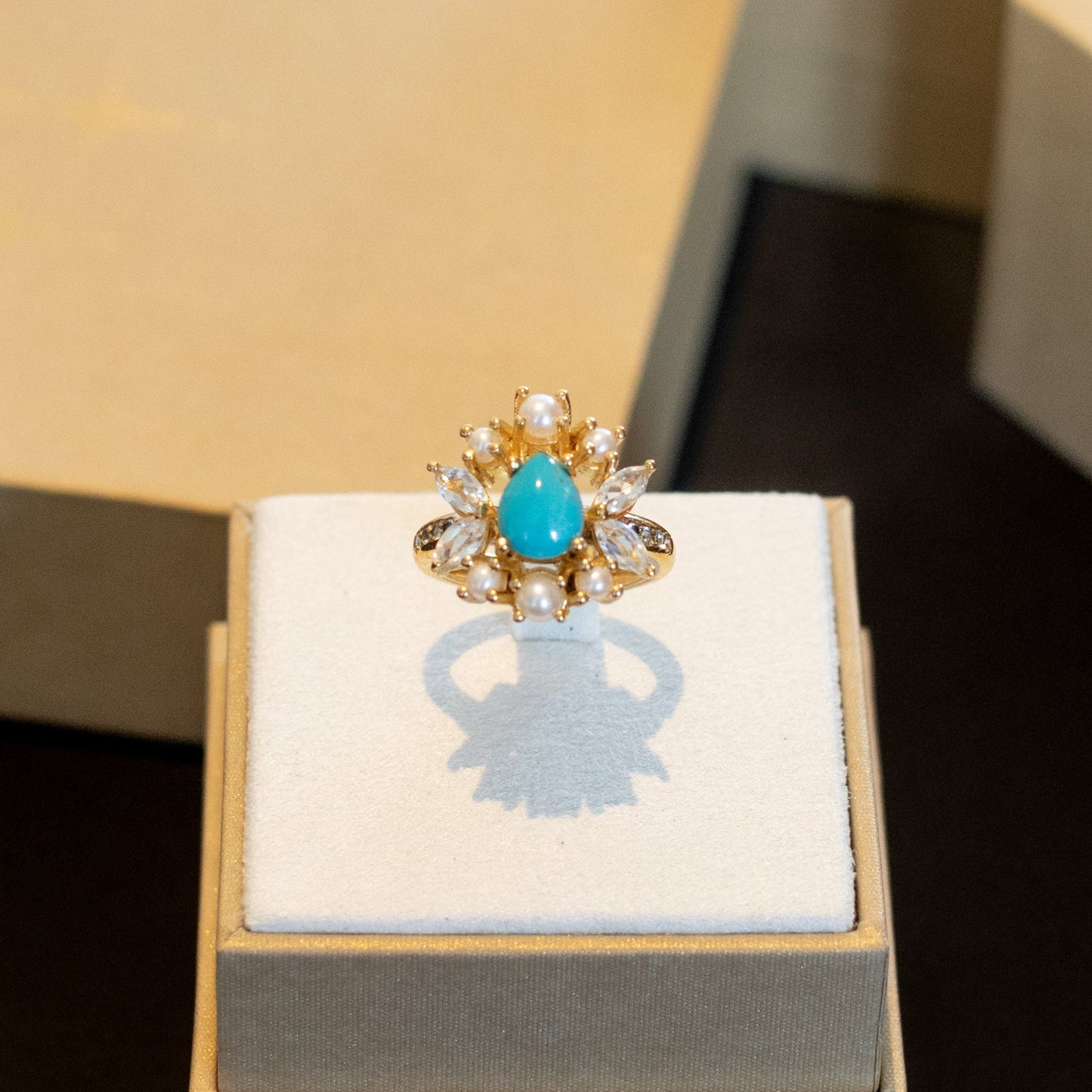 Anel Clarissa Turquesa e Pérolas