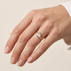 Anel Entrelaçado com Moissanita Gota - 1.25ct