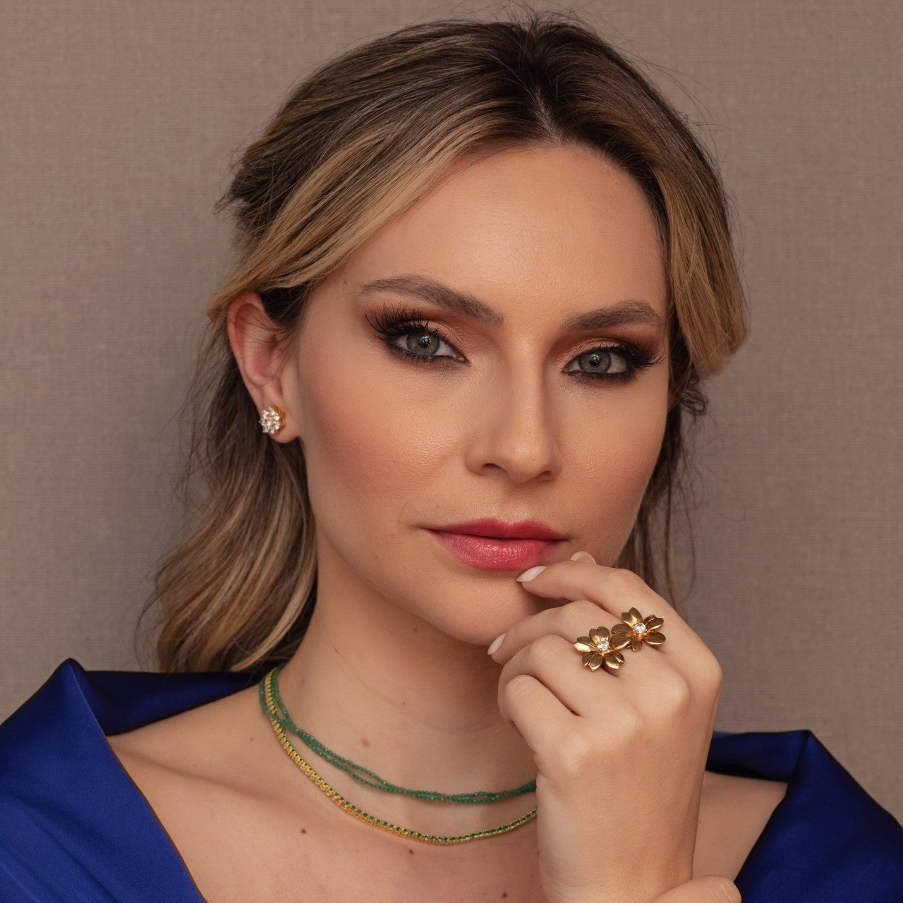 Brinco Roseta Pequena