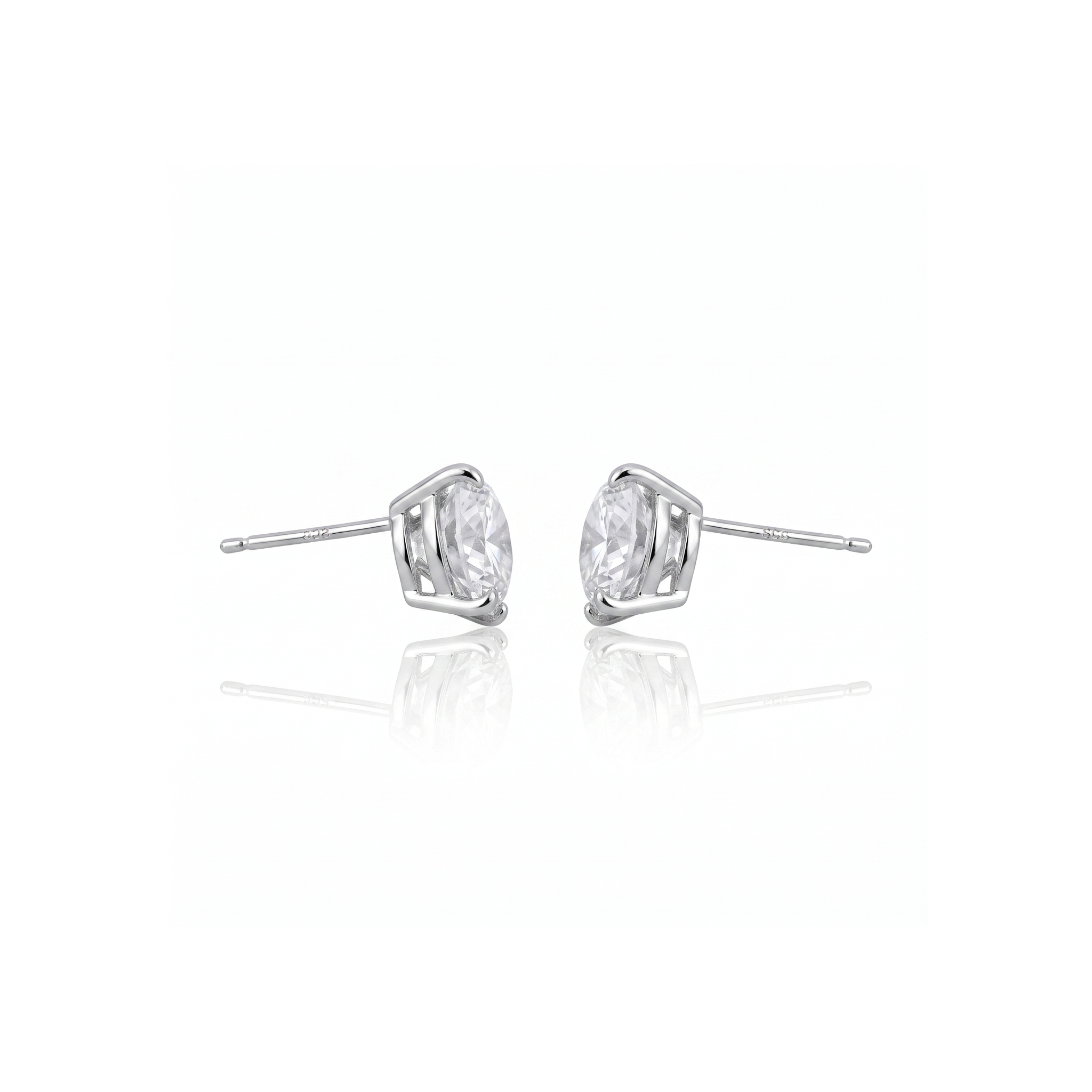 Brinco Solitário Coração de Moissanita 10mm - 5,50ct