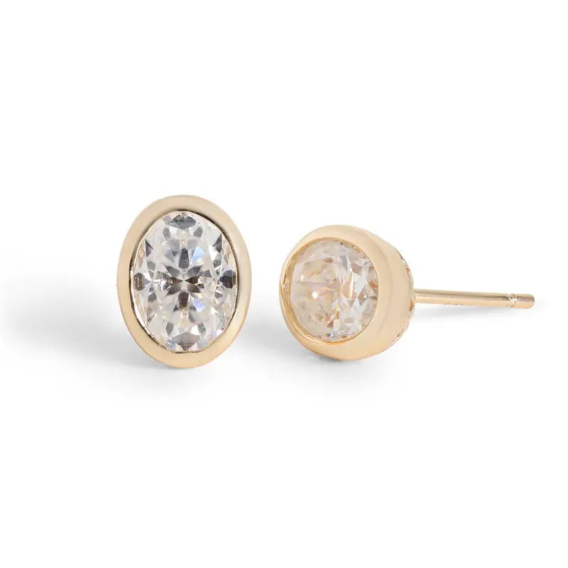 Brinco Solitário Oval de Moissanita 6x8mm Inglesa - 3ct