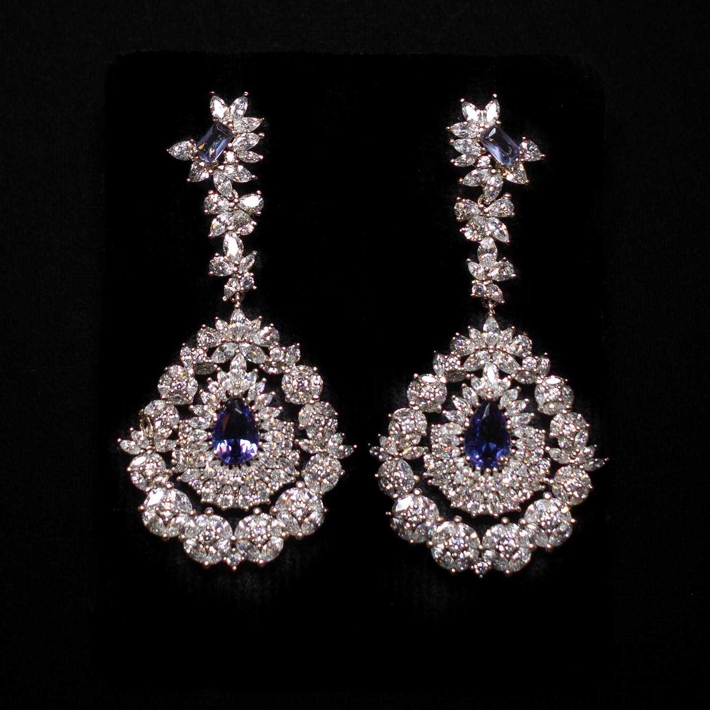 Brinco Chandelier Tanzanita