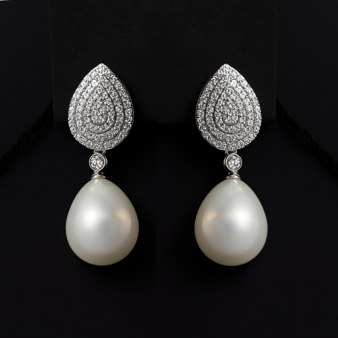 Brinco Gota Pavê Com Pérolas