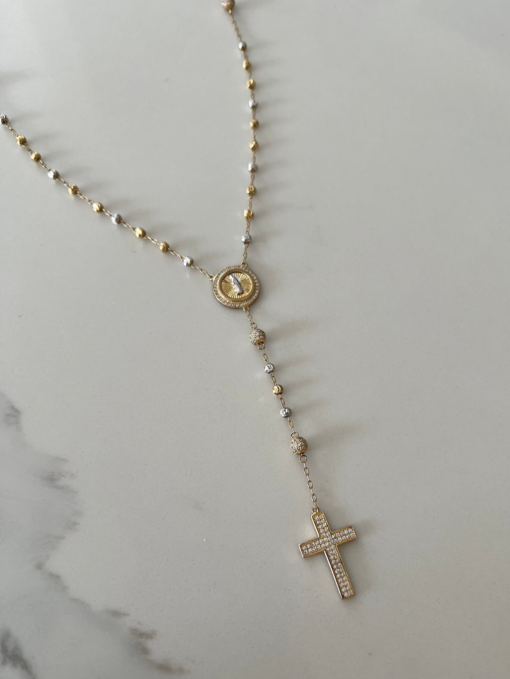 Colar Terço com Zircônias