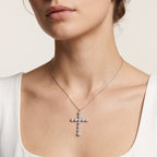 Colar Cruz Moissanitas com Molduras - 1.48ct