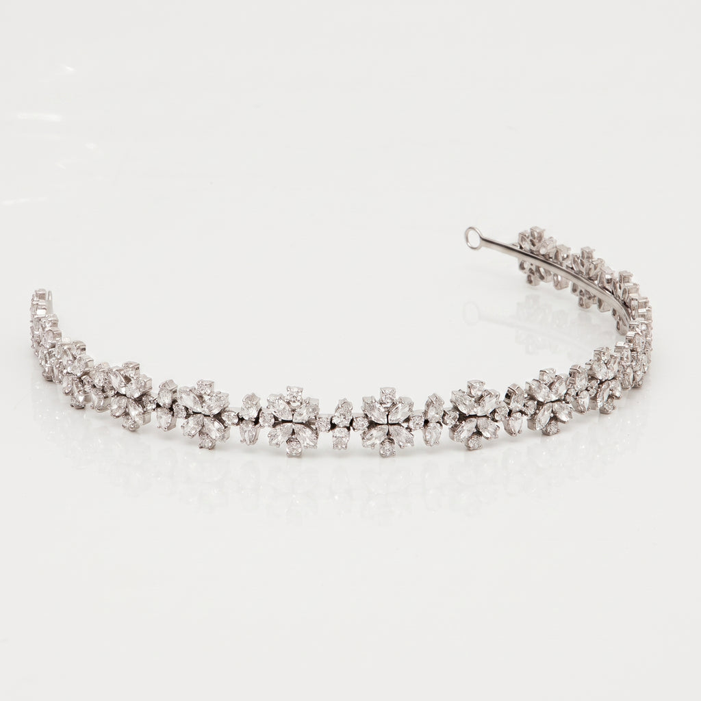 Tiara Flor de Navetes
