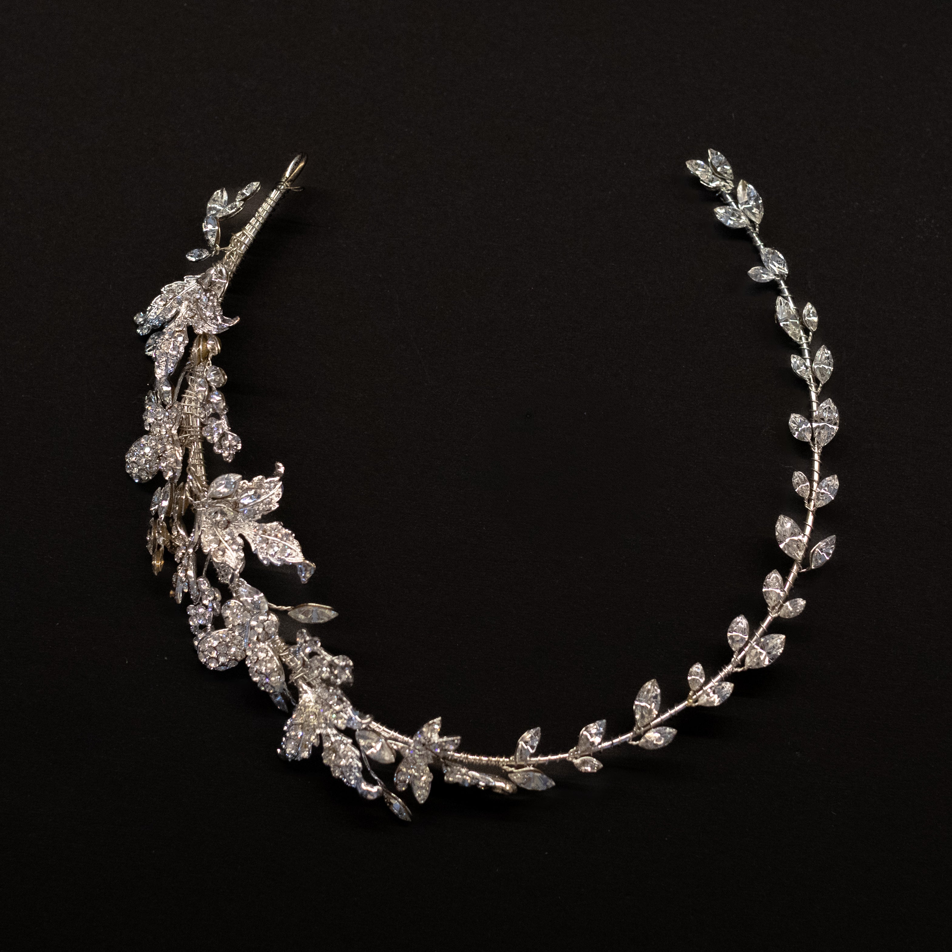 Tiara Astra