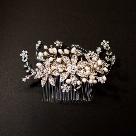 Pente Madeleine com Pérolas