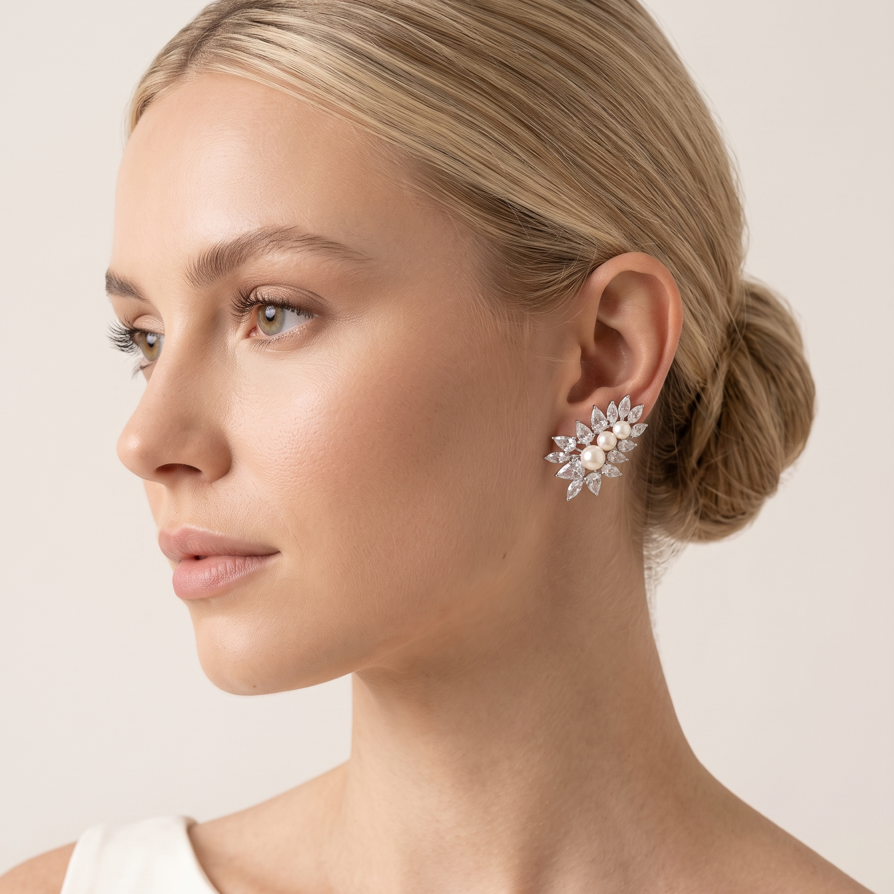 Brinco Earcuff Electra