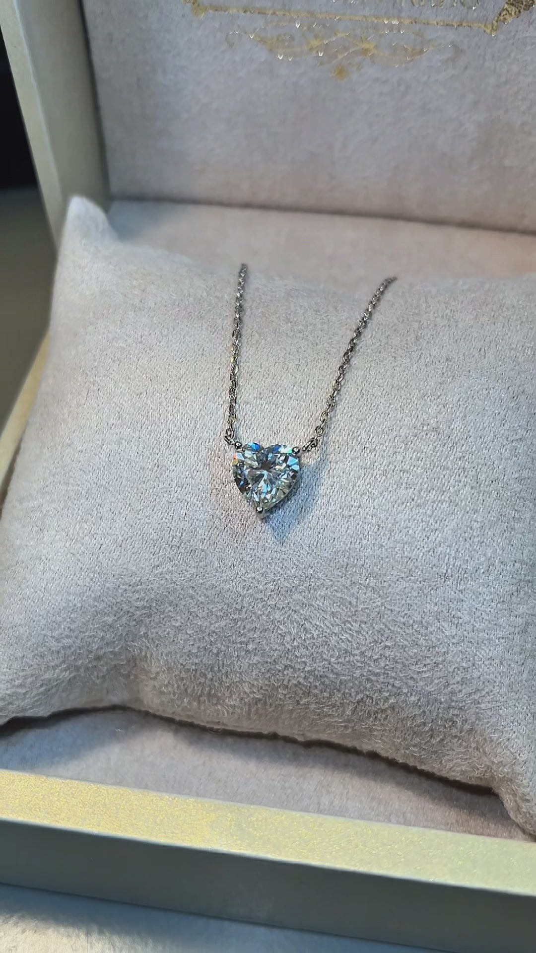 Colar Coração Moissanita 2,50ct