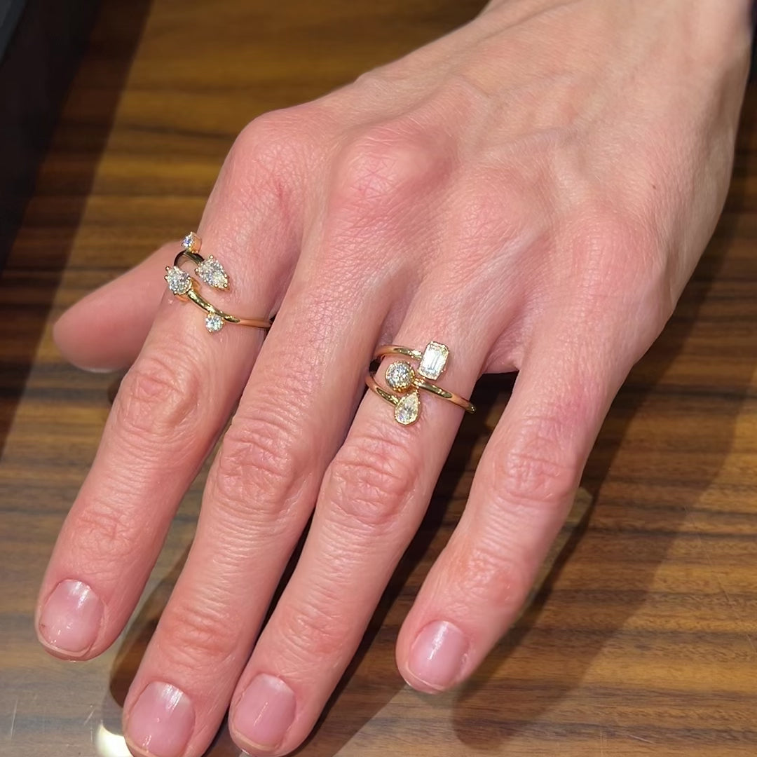 Anel Entreaberto com Moissanitas - 0.75ct