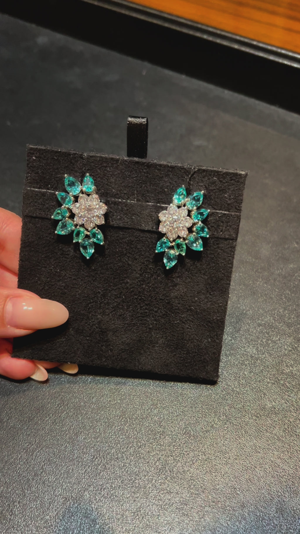 Aplique Earcuff Gotas para Roseta