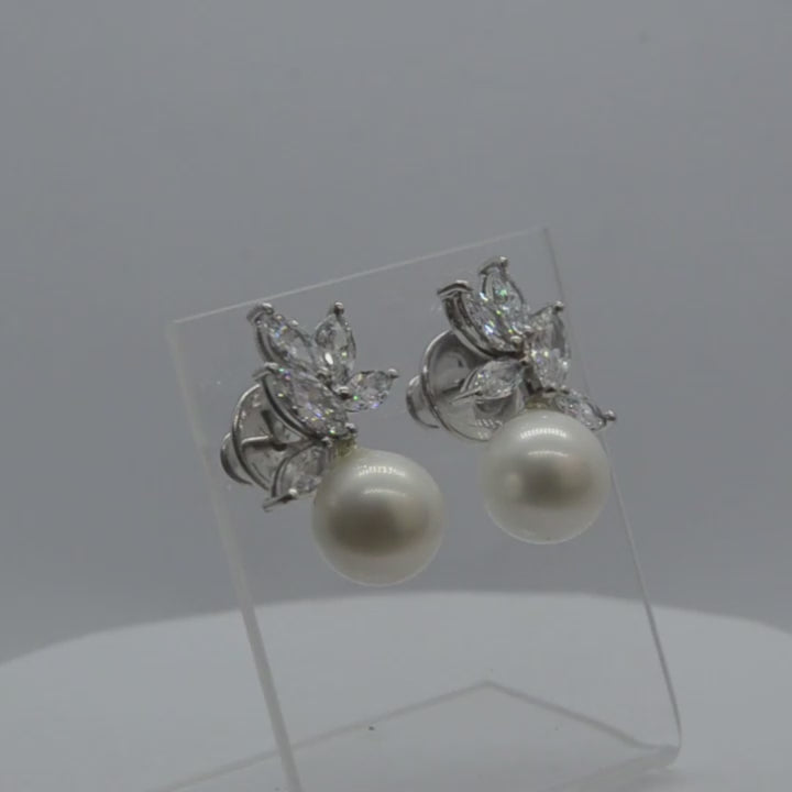 Brinco Lilly com Pérolas